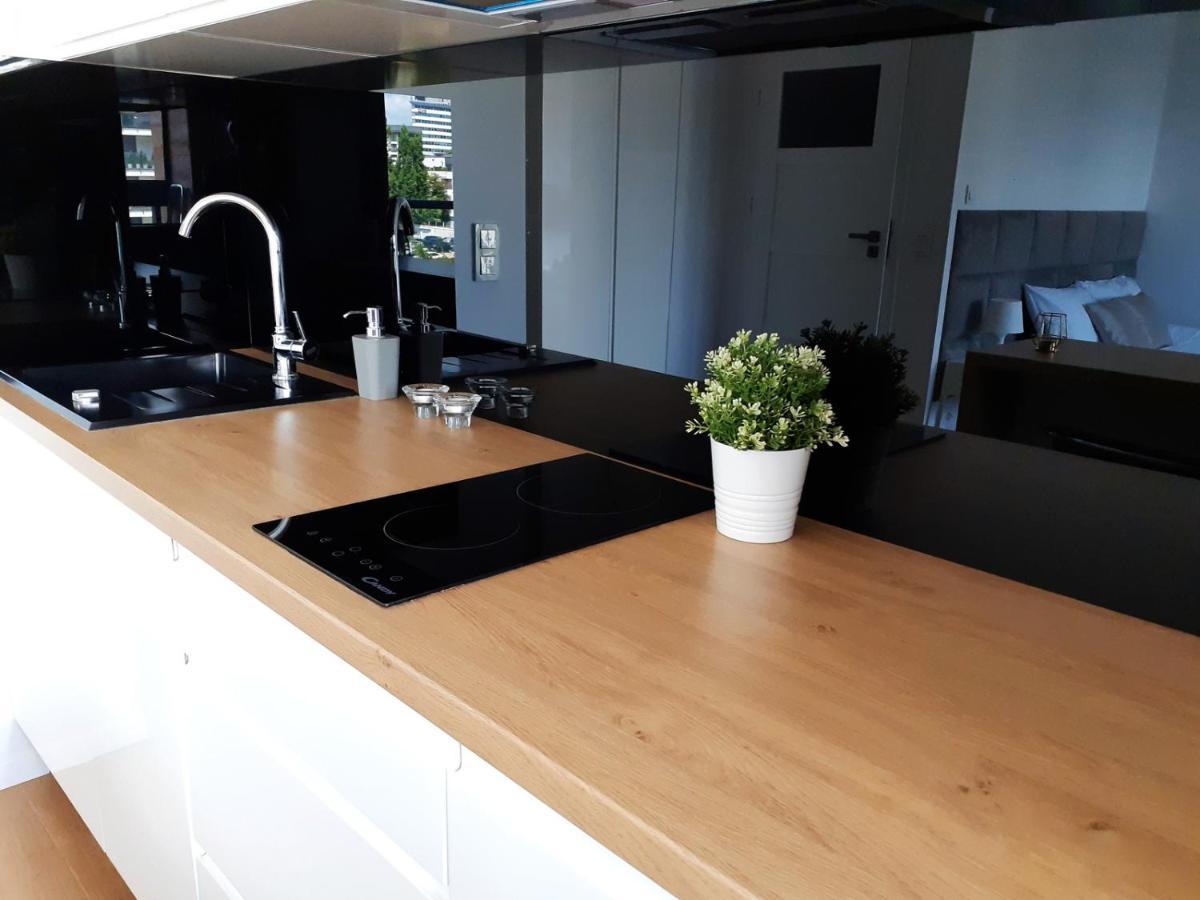 Vista Residence Spire 바르샤바 외부 사진