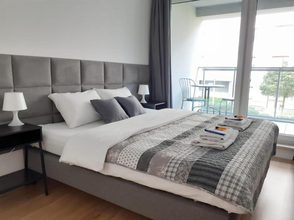 Vista Residence Spire 바르샤바 외부 사진